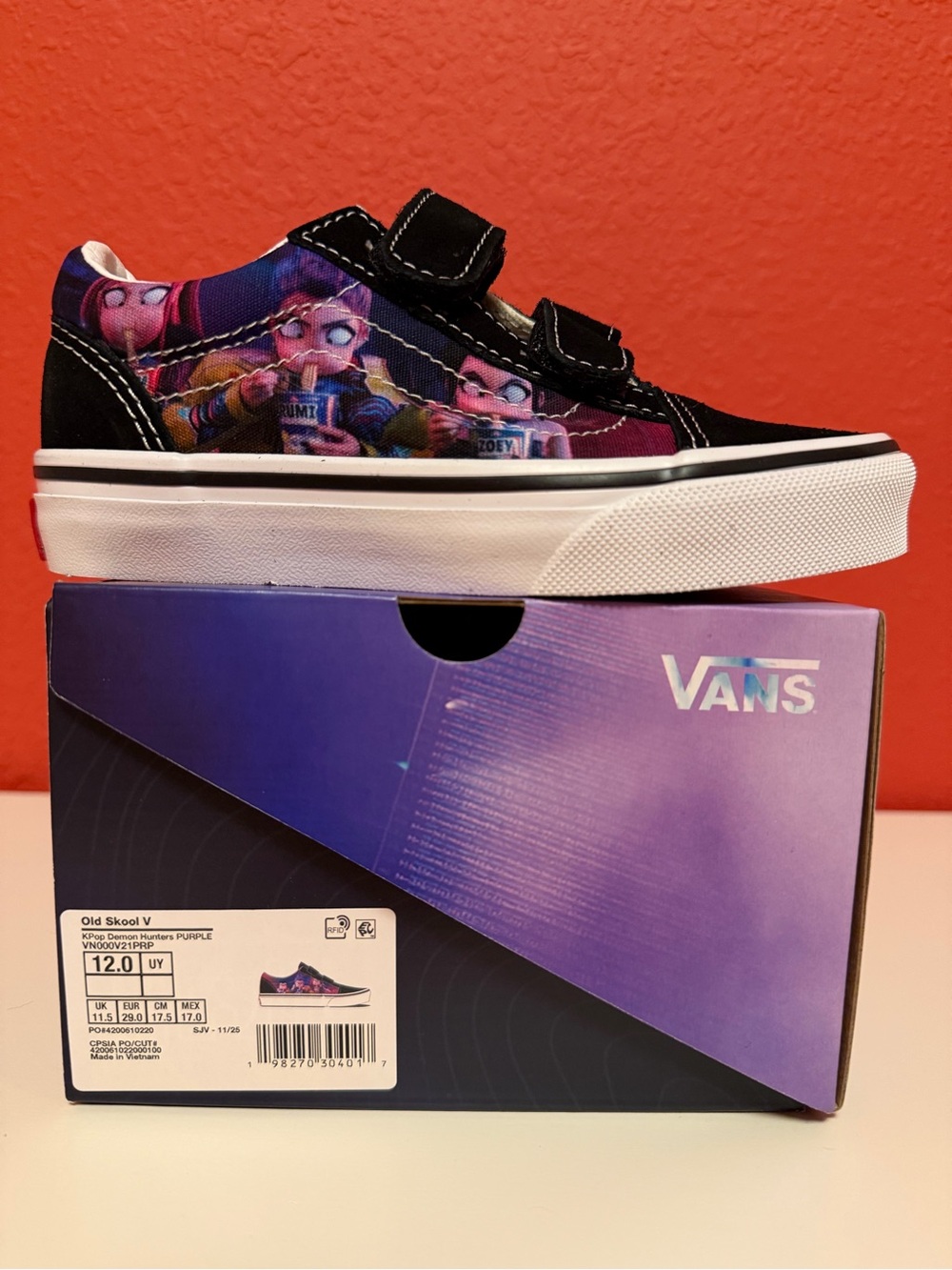 Vans Kids Velcro Sneakers with Black & Purple K-Pop Demon Hunters Art - Picture 2 of 4